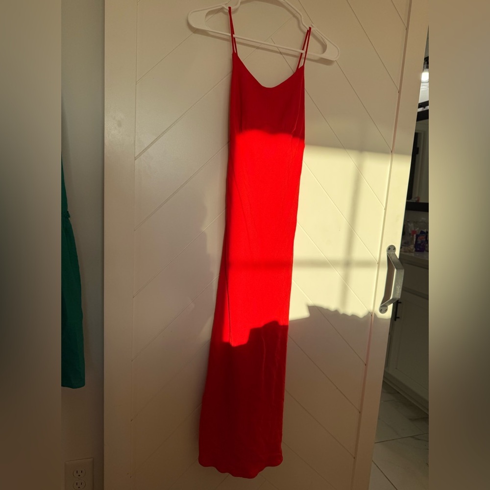 ASTR The Label Charisma Red Midi Dress Size: Small 
NWOT - Picture 6 of 9